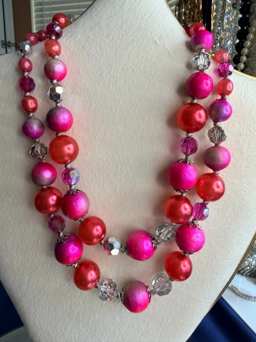 Vendome Vintage Pink, Orange and Crystal Double Strand Necklace and Earrings. - Picture 5 of 11